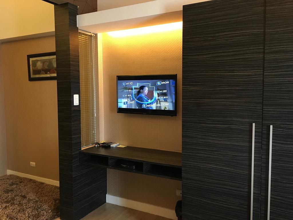 Shang Luxury Suites Mandaluyong Rum bild