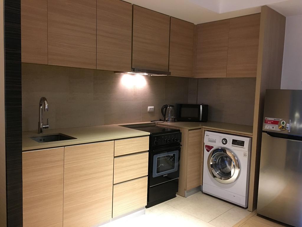 Shang Luxury Suites Mandaluyong Rum bild
