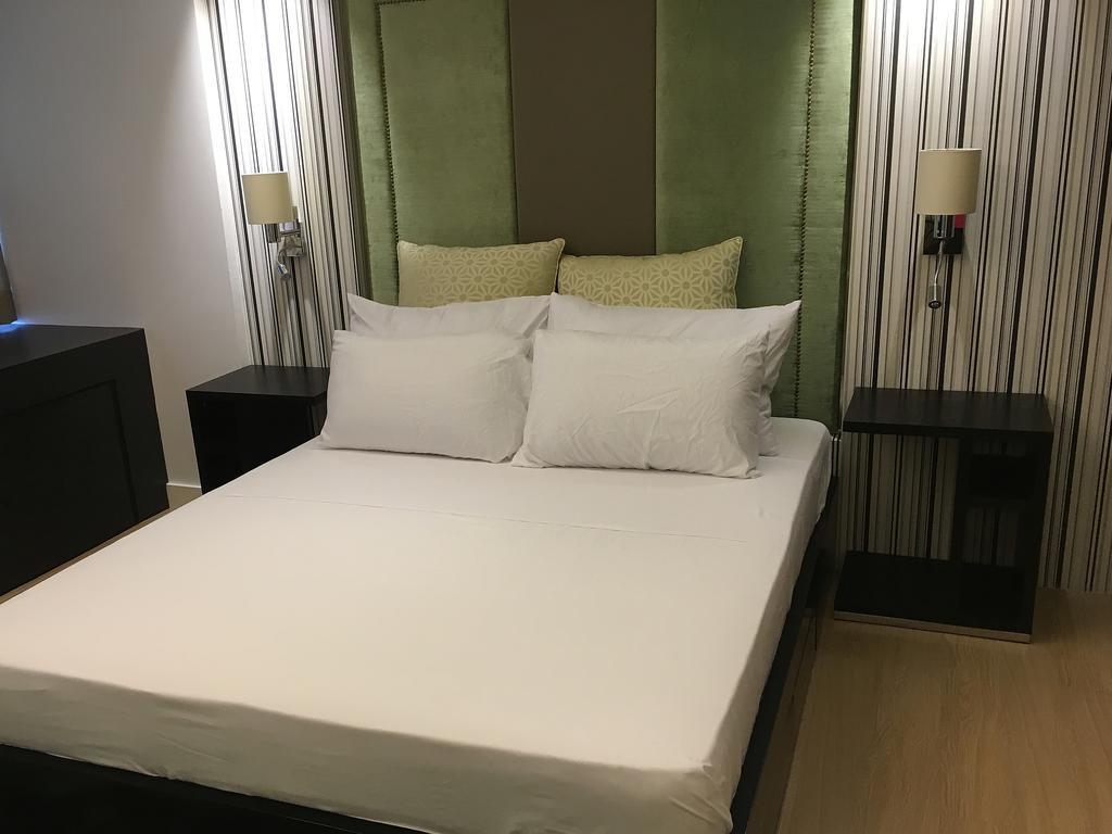 Shang Luxury Suites Mandaluyong Rum bild