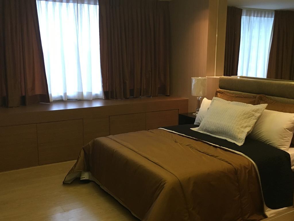 Shang Luxury Suites Mandaluyong Rum bild