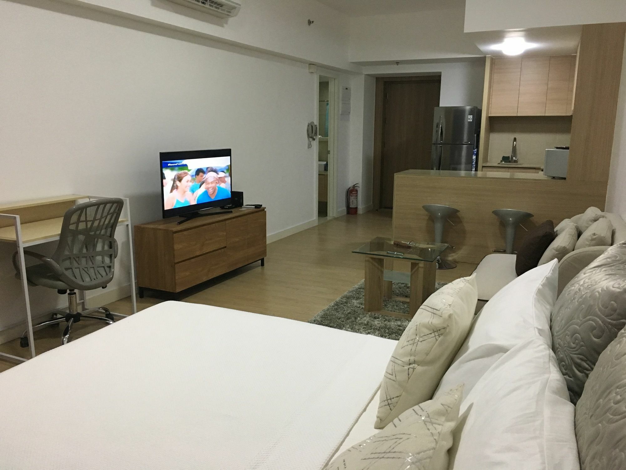Shang Luxury Suites Mandaluyong Exteriör bild