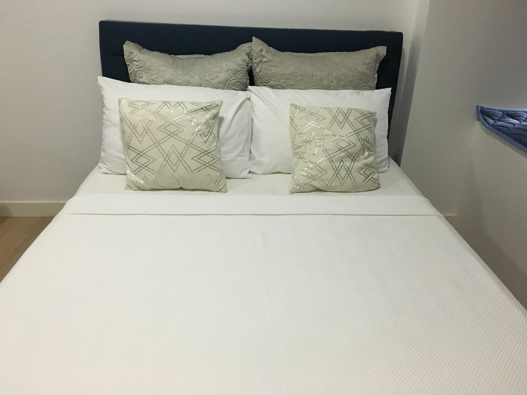 Shang Luxury Suites Mandaluyong Exteriör bild