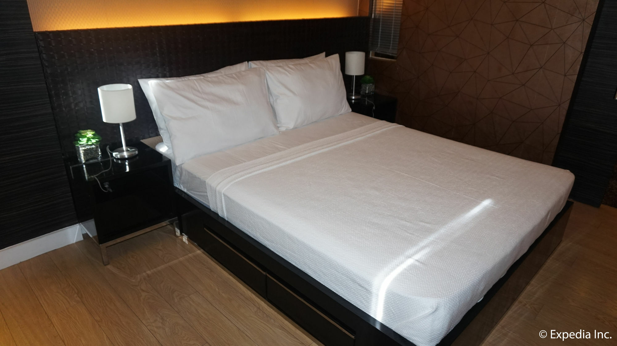 Shang Luxury Suites Mandaluyong Exteriör bild