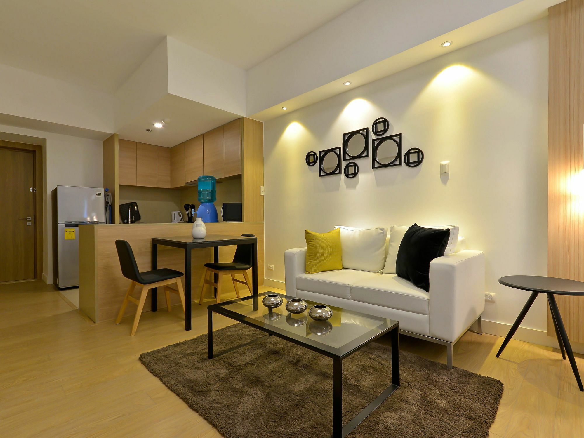 Shang Luxury Suites Mandaluyong Exteriör bild